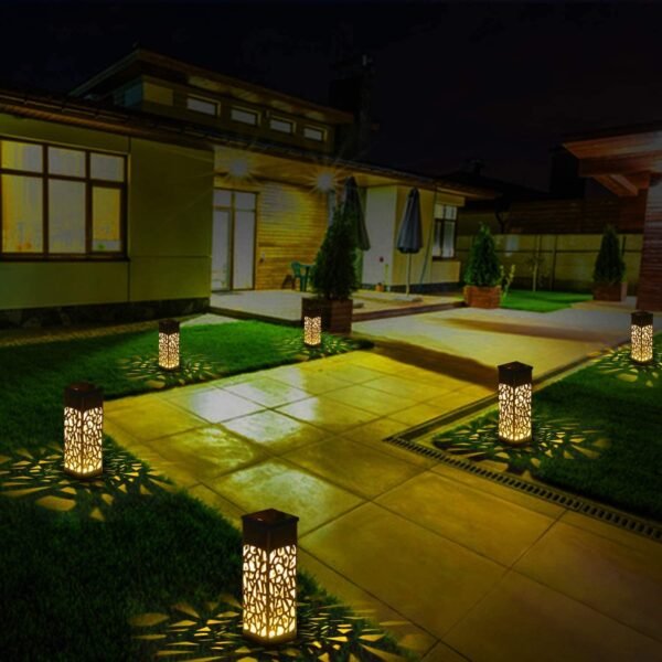 Solar Powered Outside Decoration Waterproof Garden Landscape LED Solar Stake Spike Walkway Pathway Light for Patio Courtyard